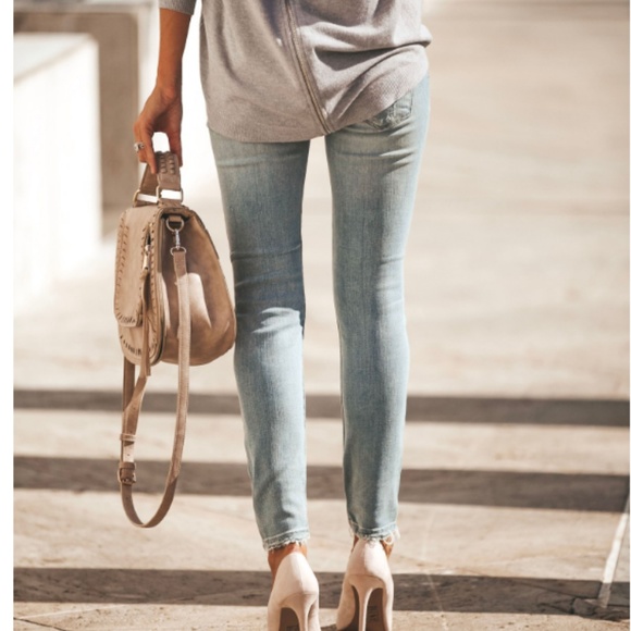 SKYLA Light Wash Distressed Skinny Jeans - Picture 2 of 6